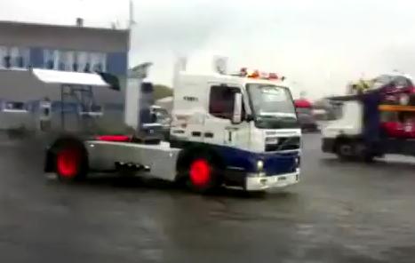 Drift με… νταλίκα
