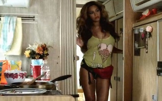 Πολύ σέξι&#8230; η Beyonce στο νέο της βιντεοκλίπ