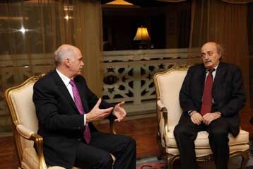 Συνάντηση με τον πρόεδρο του λιβανέζικου σοσιαλιστικού κόμματος