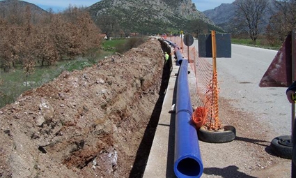 Πήγαν να κλέψουν παλαιό αγωγό ύδρευσης