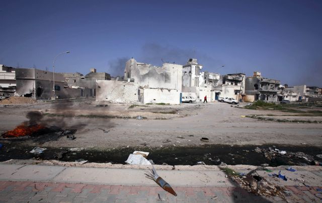 Τουλάχιστον δύο νεκροί σε εκρήξεις στην Τρίπολη