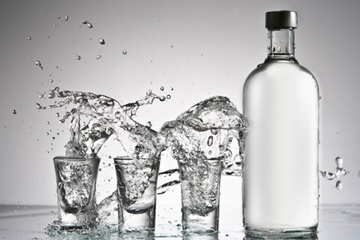 Ο μύθος των λιγότερων θερμίδων στα «άσπρα» ποτά