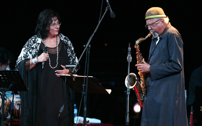 Μαρία Φαραντούρη – Charles Lloyd απόψε στο Μέγαρο