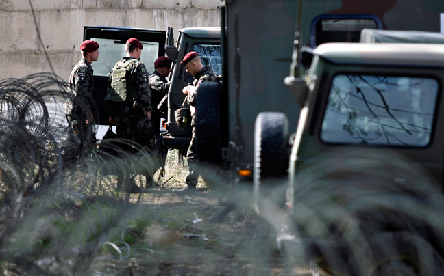 Στρατιώτες του ΝΑΤΟ τραυματίστηκαν στο βόρειο Κόσοβο