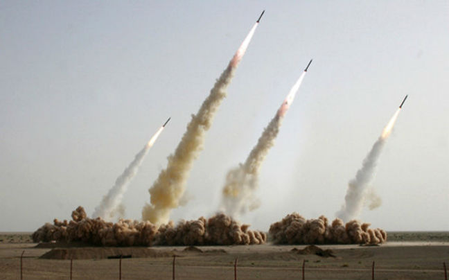 Συνεχίζει τις δοκιμές πυραύλων το Ιράν