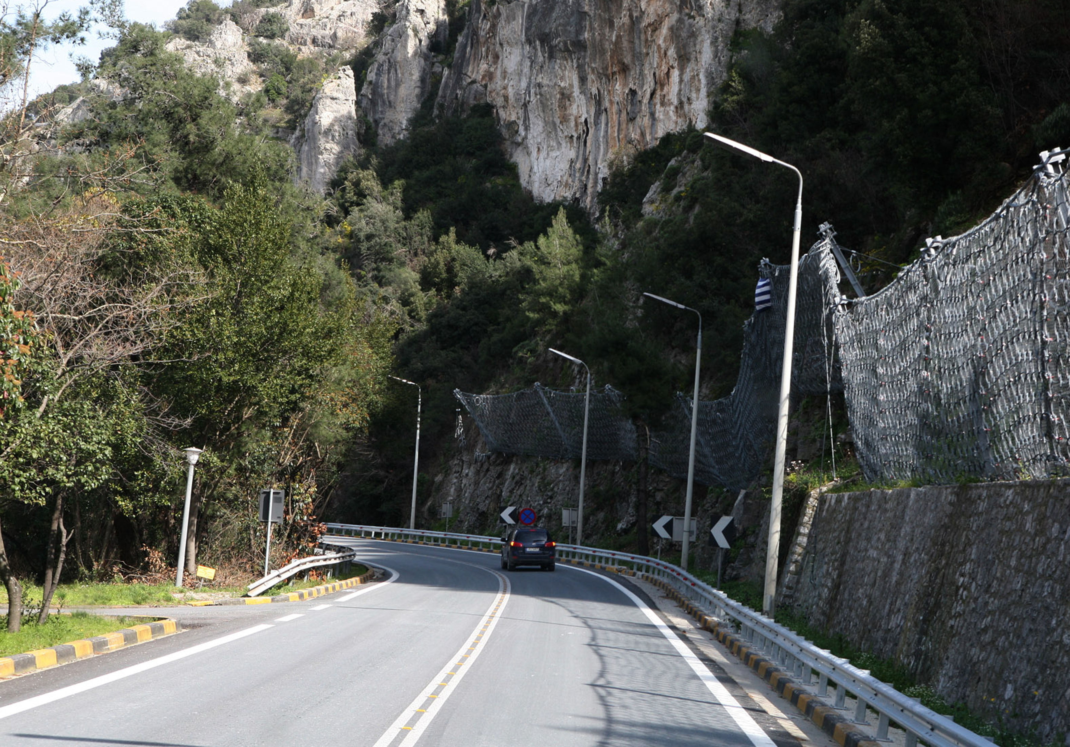 Κλειστή από τη Δευτέρα και για 12 ημέρες η κοιλάδα των Τεμπών