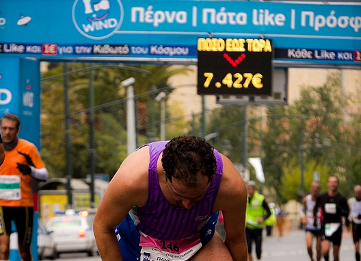 Πολύ επικοινωνιακοί οι δρομείς του 29ου κλασικού μαραθωνίου