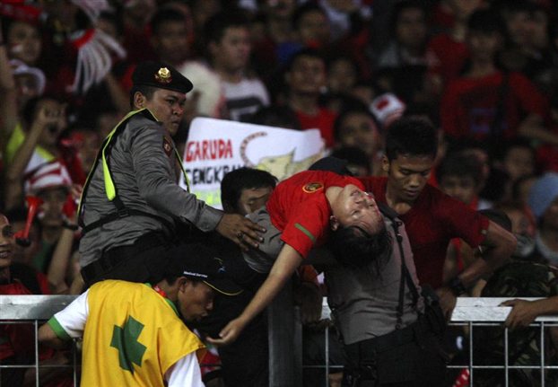 Δύο νεκροί σε ποδοσφαιρικό αγώνα στην Ινδονησία