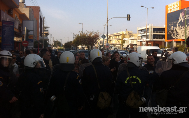 Παραμένουν στη ΔΕΗ οι αστυνομικές δυνάμεις