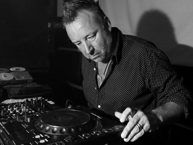 O Peter Hook απόψε στο Gagarin