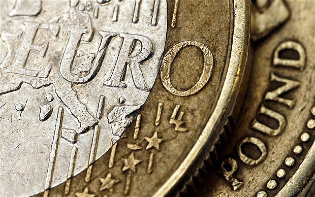 Για να μείνει η Ελλάδα στο ευρώ χρειάζεται νέα αναδιάρθρωση