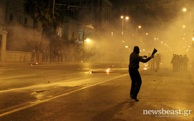 Φωτορεπορτάζ από τα χθεσινά επεισόδια