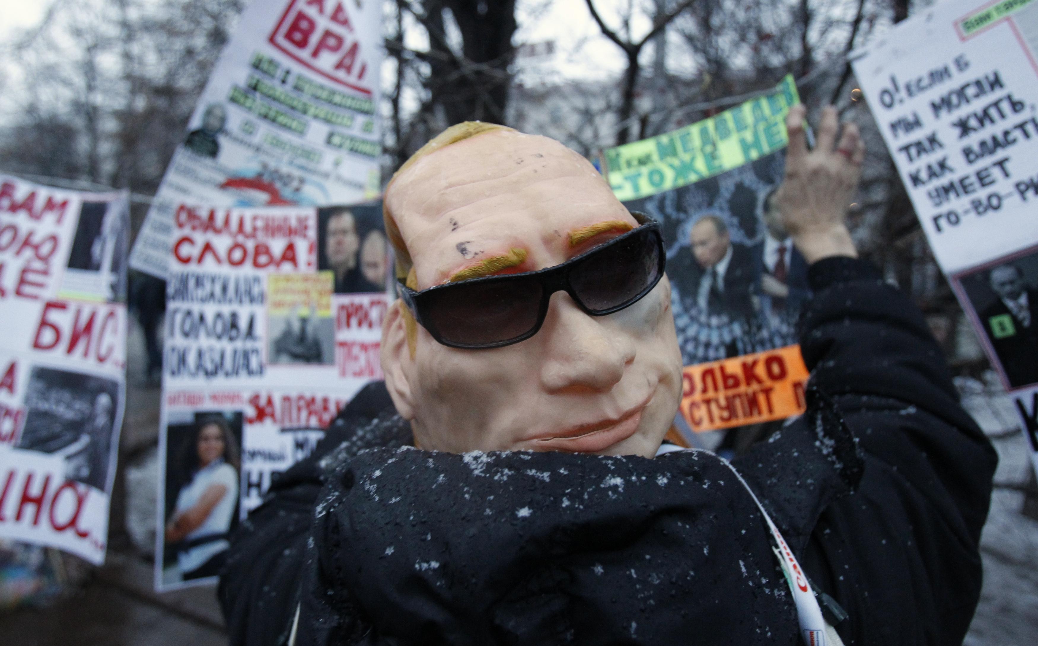 Μαζική η συμμετοχή στις διαδηλώσεις κατά του Πούτιν