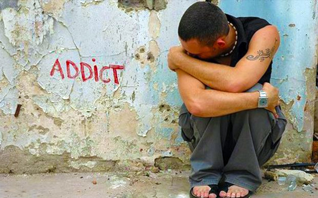 Επικίνδυνη η ταχεία αποτοξίνωση από ναρκωτικά