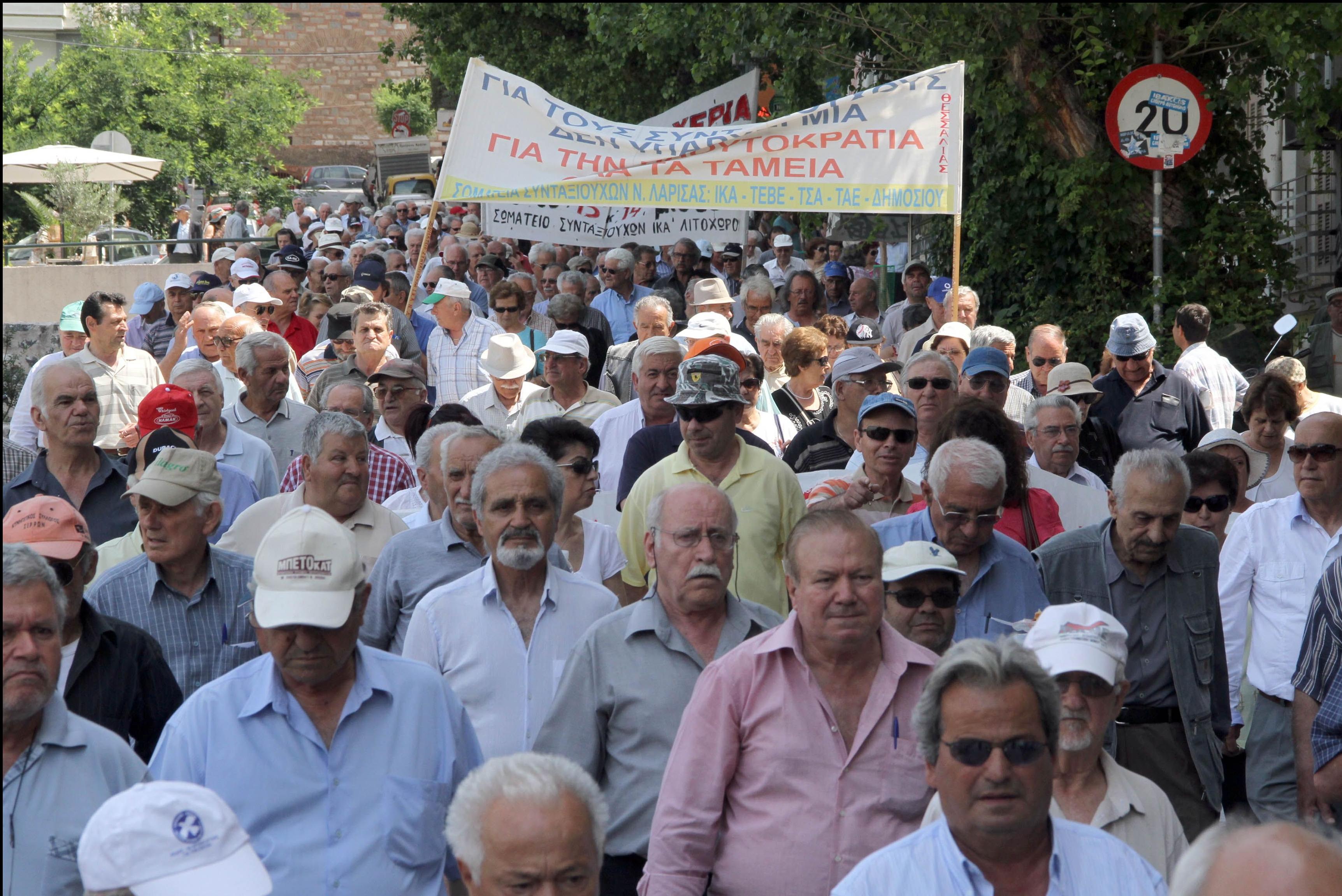 Στους δρόμους και οι συνταξιούχοι της Θεσσαλονίκης