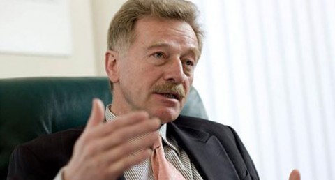 Μερς: Όλα τα κράτη – μέλη της Ευρωζώνης να προβούν σε μεταρρυθμίσεις