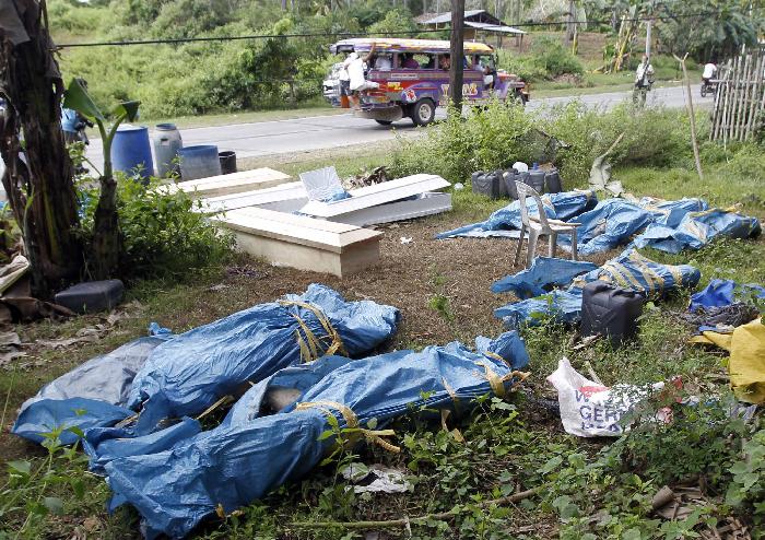 Ξεπέρασαν τους χίλιους οι νεκροί στις Φιλιππίνες