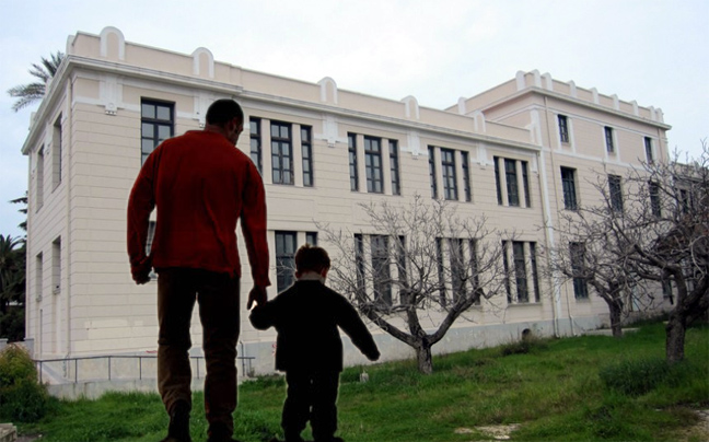 Πατέρας έδωσε σε ίδρυμα τα παιδιά του για να ζήσουν!