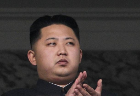 «Δικτάτορας ο Κιμ Γιονγκ Ουν»
