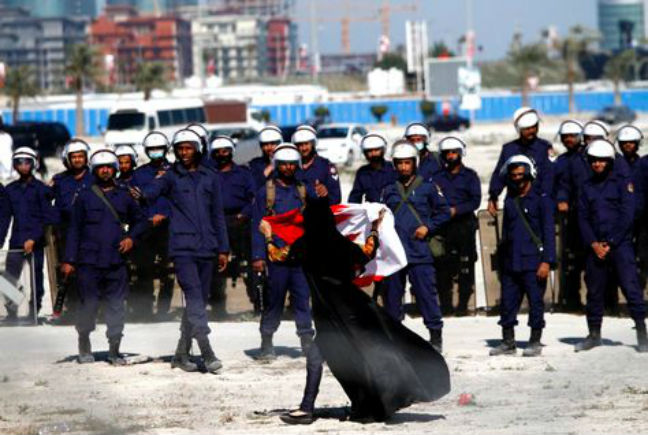 Παραπέμφθηκαν σε δίκη 5 αστυνομικοί στο Μπαχρέιν