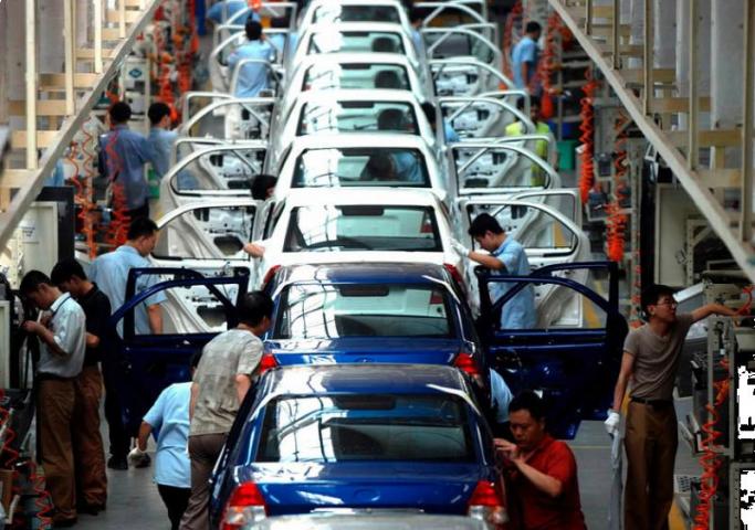 Προς την Κίνα στρέφονται οι αυτοκινητοβιομηχανίες