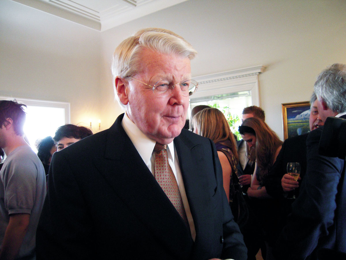 Δεν θέτει υποψηφιότητα για πέμπτη θητεία