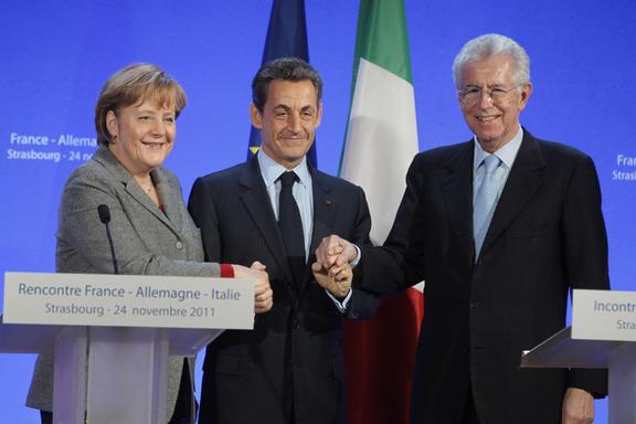 «Πιστεύουμε στο ευρώ και στην ενωμένη Ευρώπη»