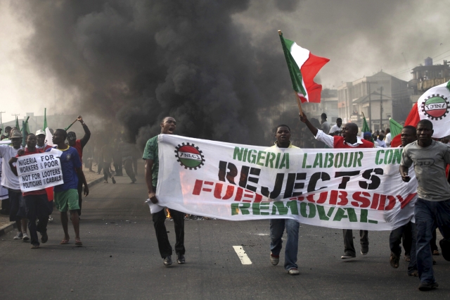 Νεκροί 13 πολίτες στις διαδηλώσεις της Νιγηρίας