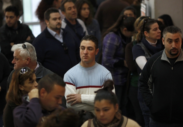 Ξεπέρασαν τα πέντε εκατομμύρια οι άνεργοι στην Ισπανία