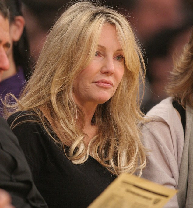 Εξιτήριο πήρε η Heather Locklear