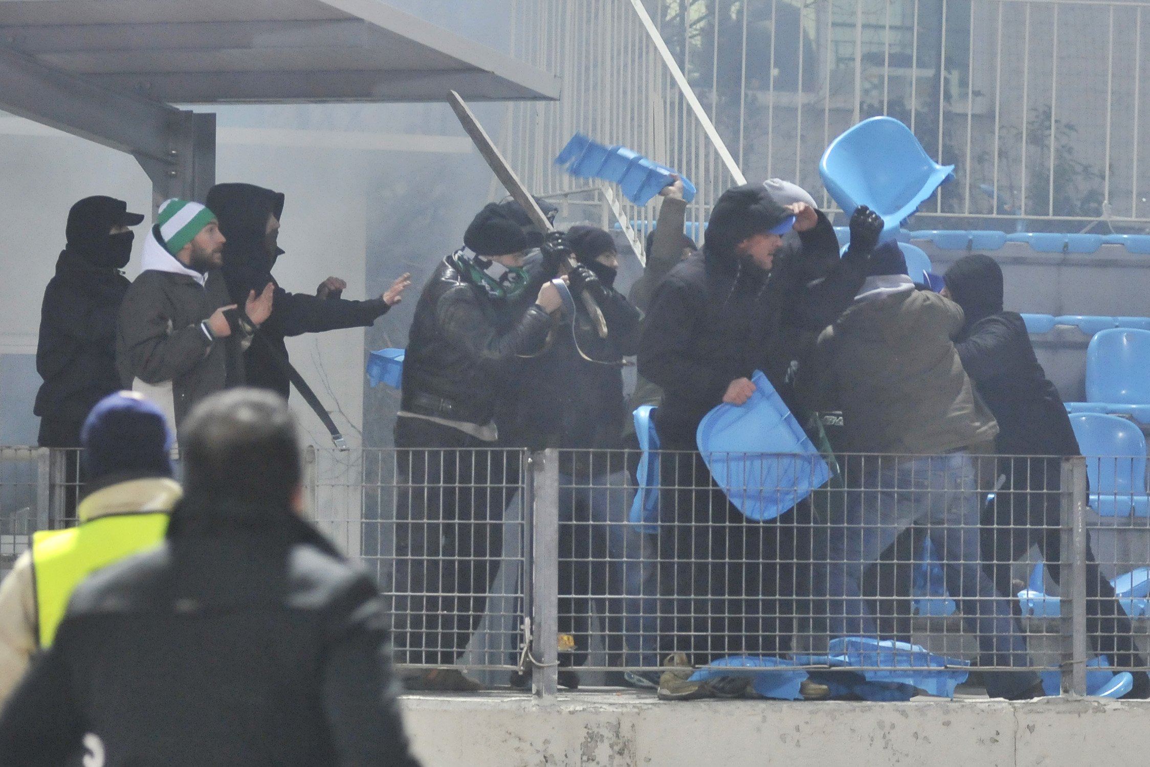 Επεισόδια στους Ζωσιμάδες πριν από την έναρξη του αγώνα