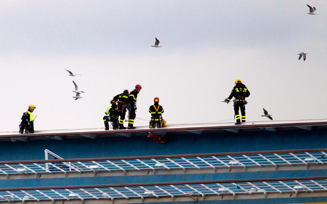 Νέα παύση στις έρευνες στο Costa Concordia