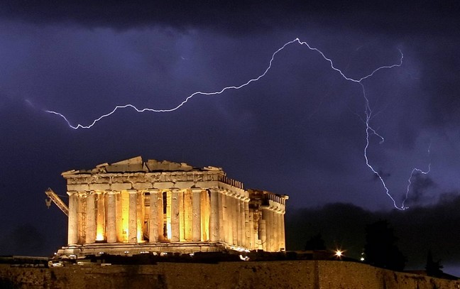 Έξοδο της Ελλάδας βλέπουν αμερικανικά ΜΜΕ