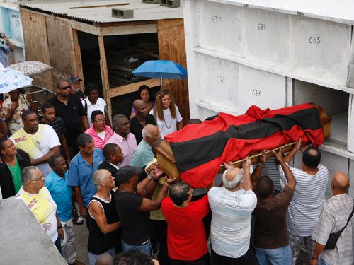 Έξι οι νεκροί από την κατάρρευση κτιρίων στο Ρίο