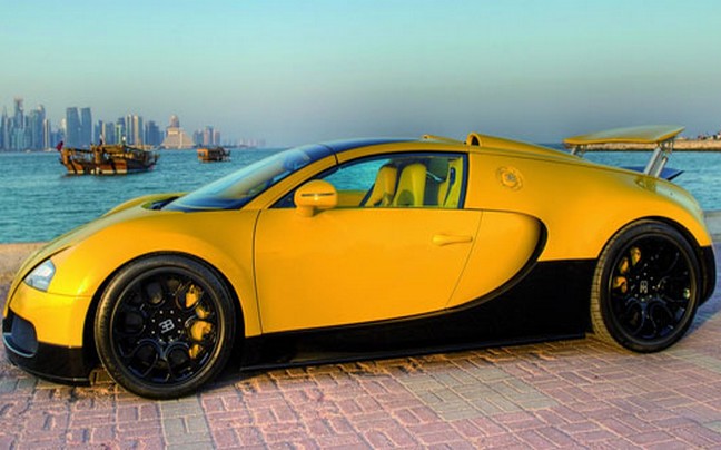 Κιτρινόμαυρη «θεά» η Bugatti Veyron 16,4 Grand Sport