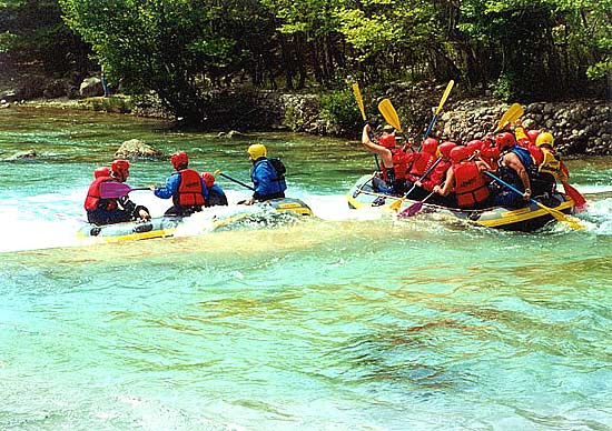 Απολαύστε την εμπειρία του rafting σε προνομιακή τιμή