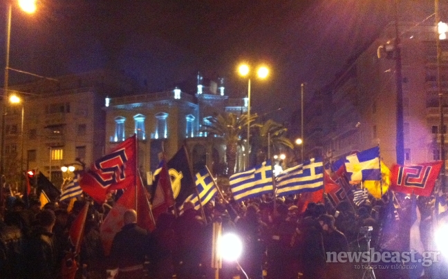 Συγκέντρωση των μελών της Χρυσής Αυγής για τα Ίμια