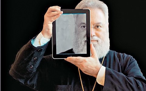 Ο ροκάς που έγινε… χάι τεκ μητροπολίτης