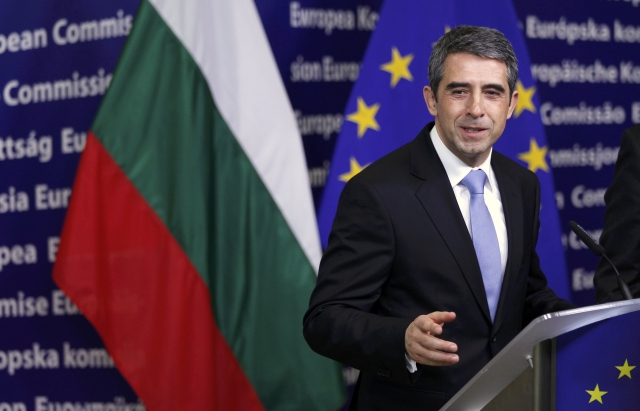 Αναβλήθηκε η προγραμματισμένη επίσκεψη του βούλγαρου προέδρου στην Ουκρανία