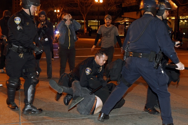 Τετρακόσιες συλλήψεις μελών του Occupy Wall Street