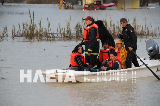 Περιπετειώδης απεγκλωβισμός οικογένειας στην Ηλεία