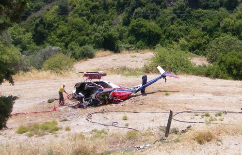 Βγήκαν ζωντανοί από πτώση ελικοπτέρου