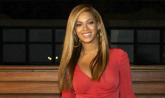 Η πρώτη δημόσια εμφάνιση της Beyonce μετά την γέννα