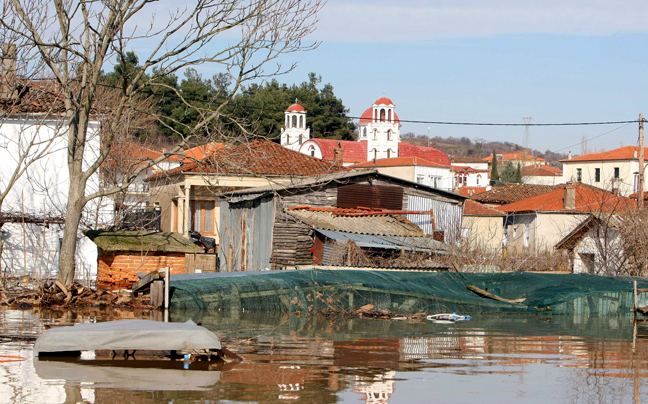 Παραμένει πάνω από τα όρια επιφυλακής η στάθμη του Έβρου