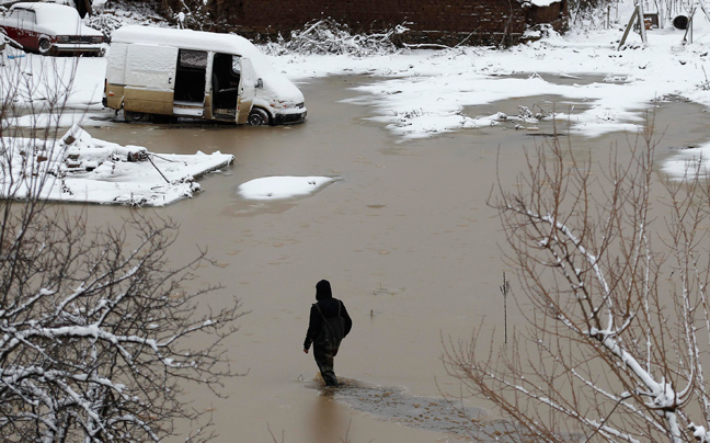 Εικόνες καταστροφής από τις πλημμύρες στη Βουλγαρία