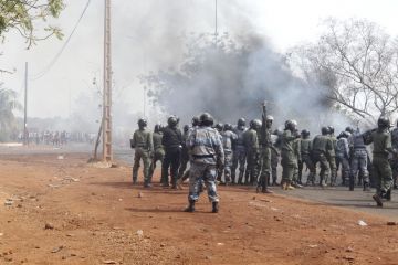 Ο Ολάντ χαιρέτισε τη συμφωνία κυβέρνησης-ανταρτών στο Μάλι