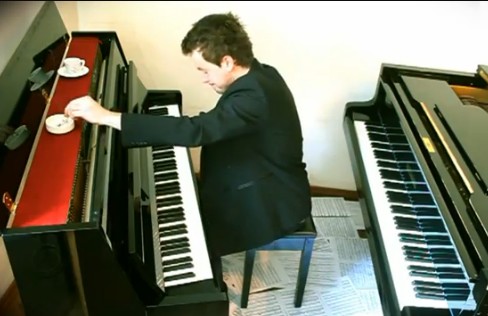 Δεξιοτέχνης στο πιάνο