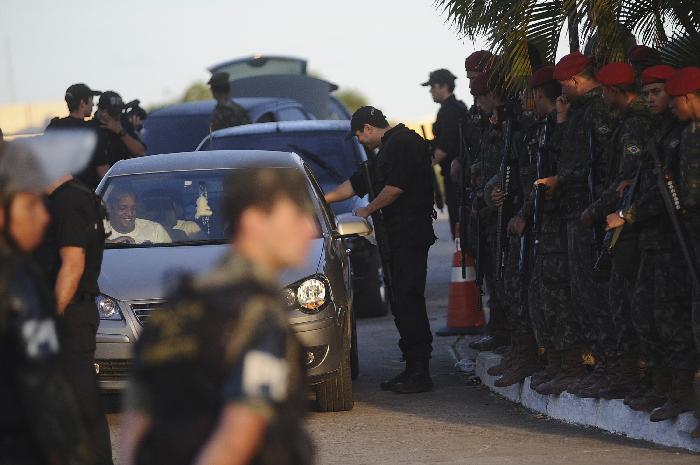 Απεργία απειλεί την ασφάλεια του μεγαλύτερου καρναβαλιού στον κόσμο