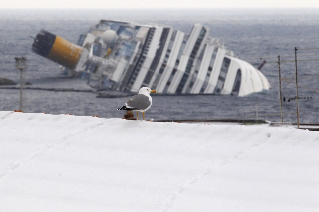 Καταβάλλει αποζημιώσεις η εταιρεία του Costa Concordia