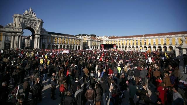 Κατά των μέτρων λιτότητας διαδήλωσαν οι Πορτογάλοι